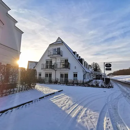 Bernsteinhaus In Sonnige 2-raum-wohnung - Nr 4 *